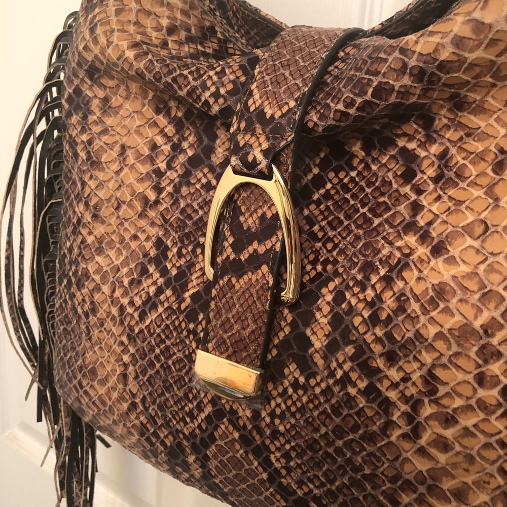 GILI handbag. Brand NEW!  Never used.